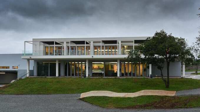 the world’s biggest Jaguar Land Rover EXPERIENCE facility in Johannesburg